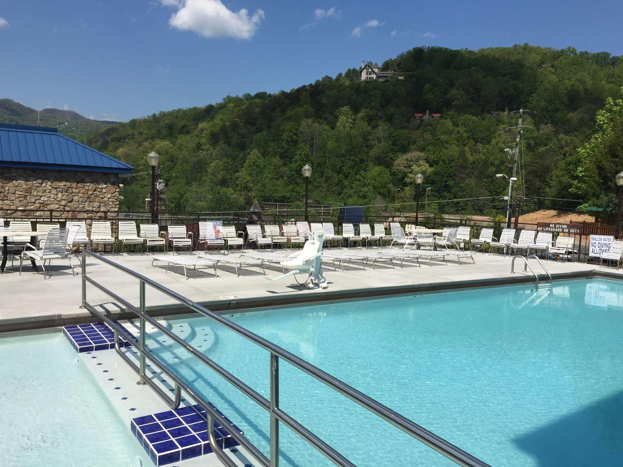 Hotel Clarion Pointe Downtown Gatlinburg Exteriér fotografie